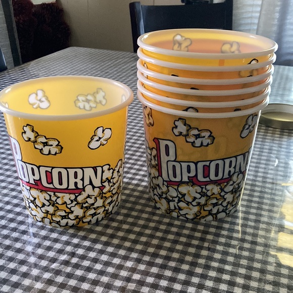 Popcorn 🍿 yellow containers , set of 7 bucket tubs - Picture 3 of 7